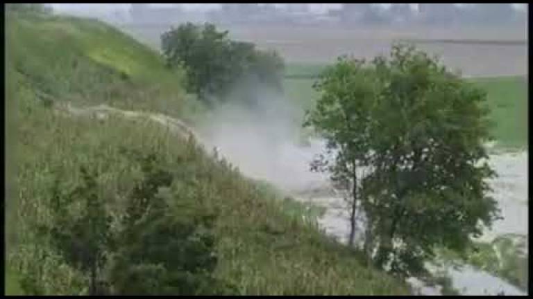 Maltempo Ravenna, a Casola il fiume Senio a un livello più alto dell'alluvione del 2 maggio Maltempo Ravenna, a Casola il fiume Senio a un livello più alto dell'alluvione del 2 maggio