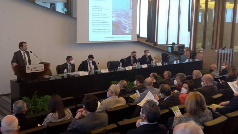 Ravenna, si presenta la Zona logistica semplificata per il porto Ravenna, si presenta la Zona logistica semplificata per il porto