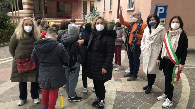Riccione, gli studenti della Zavalloni a scuola di cittadinanza Riccione, gli studenti della Zavalloni a scuola di cittadinanza