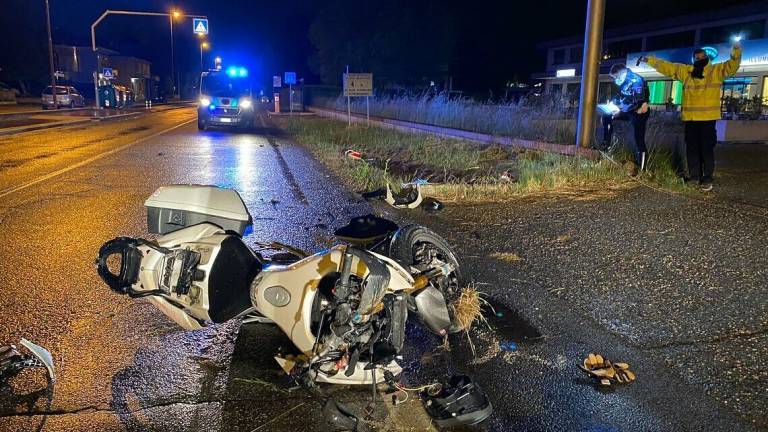 Cesena, incidente sulla via Emilia: amputata la gamba al 31enne Cesena, incidente sulla via Emilia: amputata la gamba al 31enne