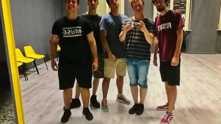 Forlì, giovane band lancia un talk musicale per passare il tempo Forlì, giovane band lancia un talk musicale per passare il tempo