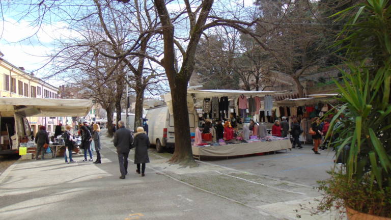 Cesena, cantiere in Viale Mazzoni: Strada restituita alla città entro metà giugno Cesena, cantiere in Viale Mazzoni: Strada restituita alla città entro metà giugno