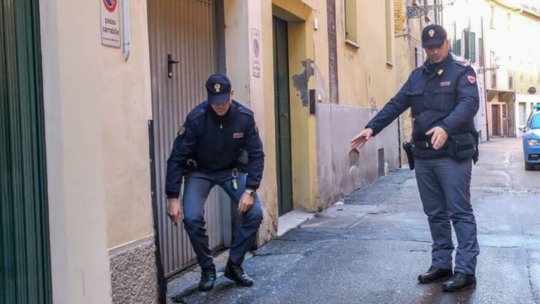 Omicidio in centro a Imola, arresti domiciliari per Vincenzo Iorio Omicidio in centro a Imola, arresti domiciliari per Vincenzo Iorio