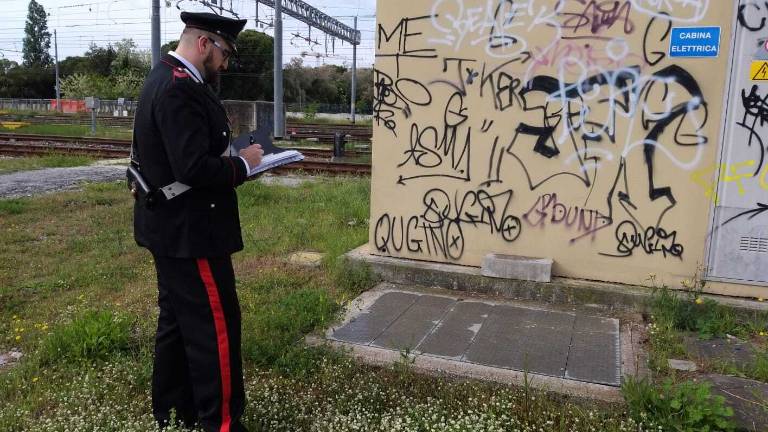 Imbrattati i muri di Borgo Marina a Rimini: denunciato un writer Imbrattati i muri di Borgo Marina a Rimini: denunciato un writer