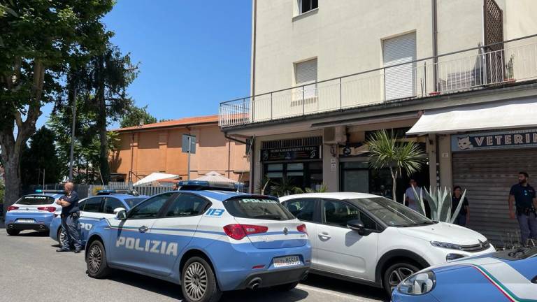 Rimini, riempie di botte la fidanzata fermato dalla polizia un 21enne Rimini, riempie di botte la fidanzata fermato dalla polizia un 21enne