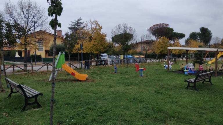 Misano, nuovi giochi per i bambini nei parchi Misano, nuovi giochi per i bambini nei parchi