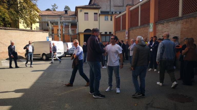 Imola, l'ultimo saluto a Gianni Zappi alla camera ardente Imola, l'ultimo saluto a Gianni Zappi alla camera ardente