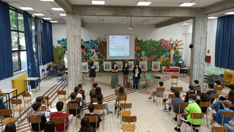 Giornata contro l'omotransfobia, a Bertinoro gli alunni dicono no alle discriminazioni Giornata contro l'omotransfobia, a Bertinoro gli alunni dicono no alle discriminazioni