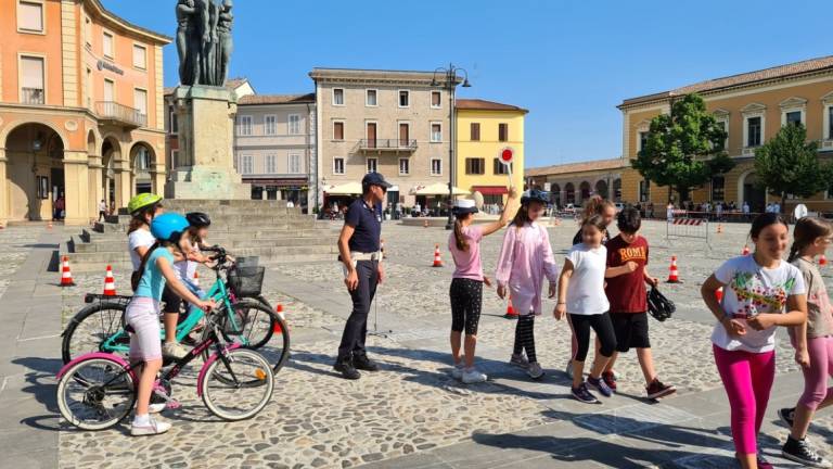 Santarcangelo, educazione stradale per 700 bambine e bambini Santarcangelo, educazione stradale per 700 bambine e bambini