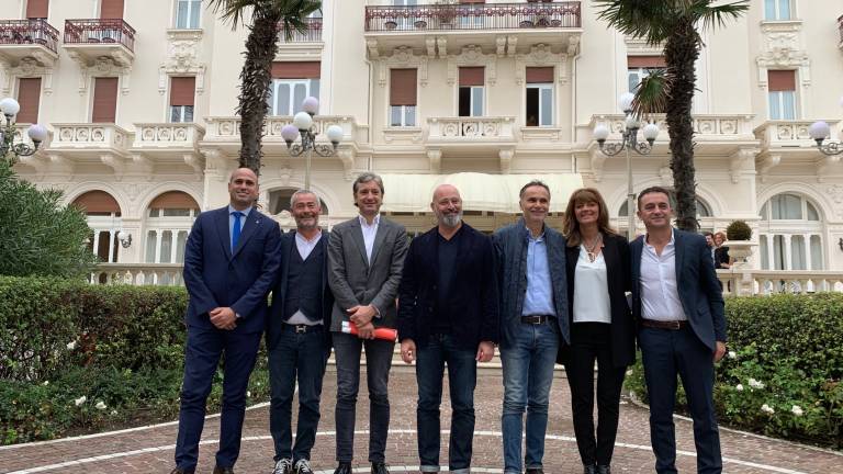 Riviera sempre più bella. A Rimini investimenti per 16 milioni Riviera sempre più bella. A Rimini investimenti per 16 milioni