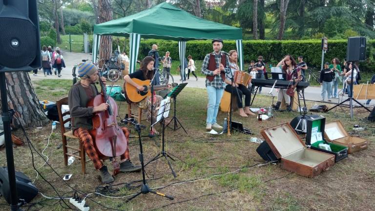 La Musica nelle Aie 2023 annullata per il maltempo a Faenza La Musica nelle Aie 2023 annullata per il maltempo a Faenza
