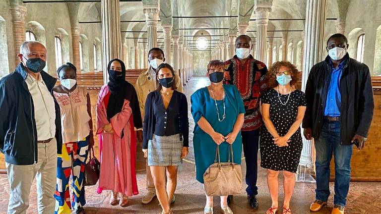 Cesena, dal Camerun alla Malatestiana in attesa della scuola di cucito Cesena, dal Camerun alla Malatestiana in attesa della scuola di cucito