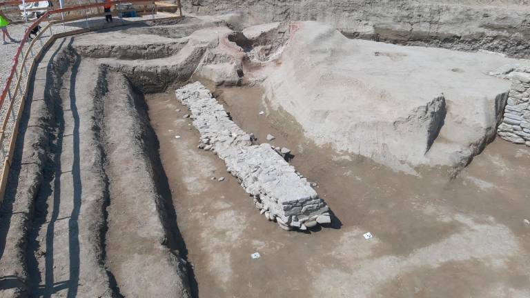 Cesena, a quattro metri di profondità una antica “fabbrica” di calce a Borello Cesena, a quattro metri di profondità una antica “fabbrica” di calce a Borello