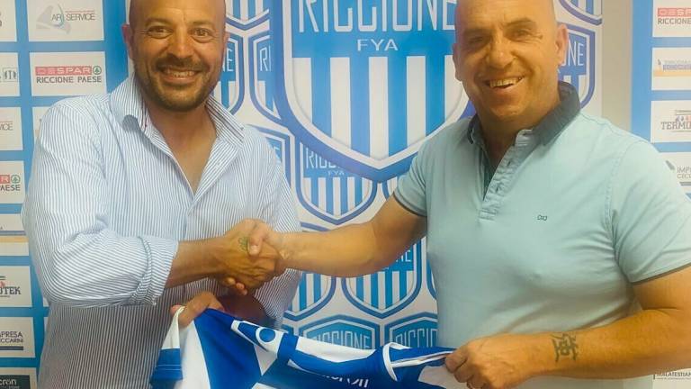 Calcio Eccellenza, l'ex bandiera del Rimini Adrian Ricchiuti al vivaio della Fya Riccione Calcio Eccellenza, l'ex bandiera del Rimini Adrian Ricchiuti al vivaio della Fya Riccione