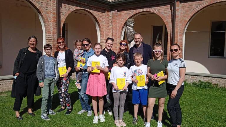 Bagnacavallo, bambini ucraini al museo civico e in biblioteca - Gallery Bagnacavallo, bambini ucraini al museo civico e in biblioteca - Gallery