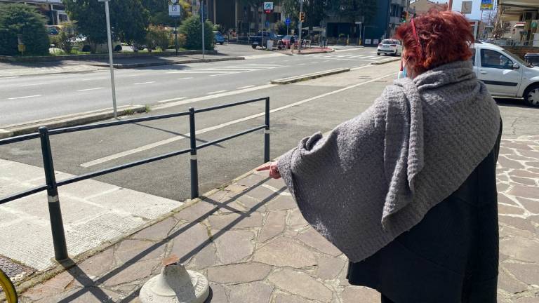 Raid vandalico a Cesena: minorenni spaccano tutto Raid vandalico a Cesena: minorenni spaccano tutto