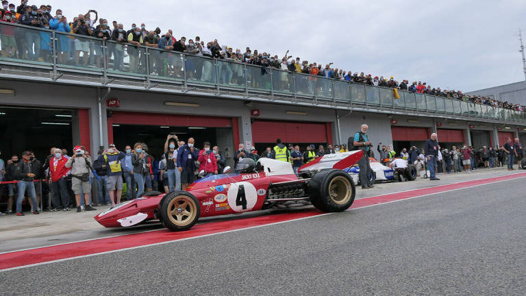 Historic Minardi day, boom di presenze ed emozioni all'apertura Historic Minardi day, boom di presenze ed emozioni all'apertura