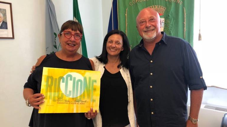 In vacanza a Riccione dal 1964, la sindaca li nomina ambasciatori In vacanza a Riccione dal 1964, la sindaca li nomina ambasciatori