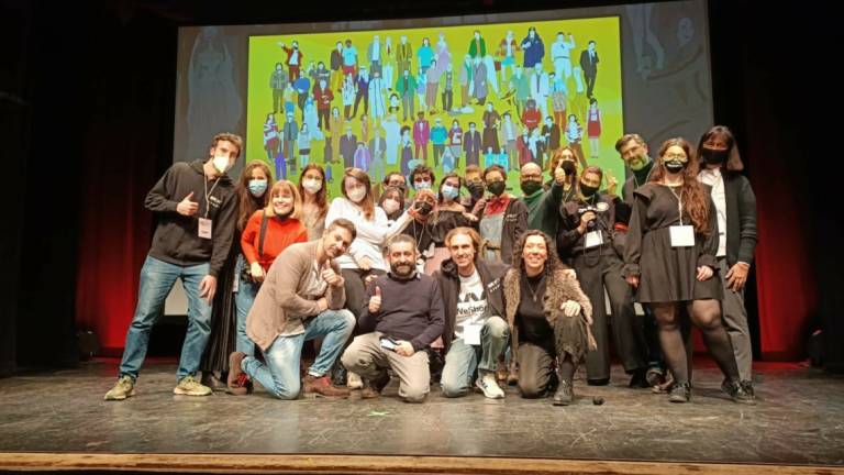 Cinema, Premio Amarcort e Premio critica a Lune (Moon) di Zoè Pelchat Cinema, Premio Amarcort e Premio critica a Lune (Moon) di Zoè Pelchat