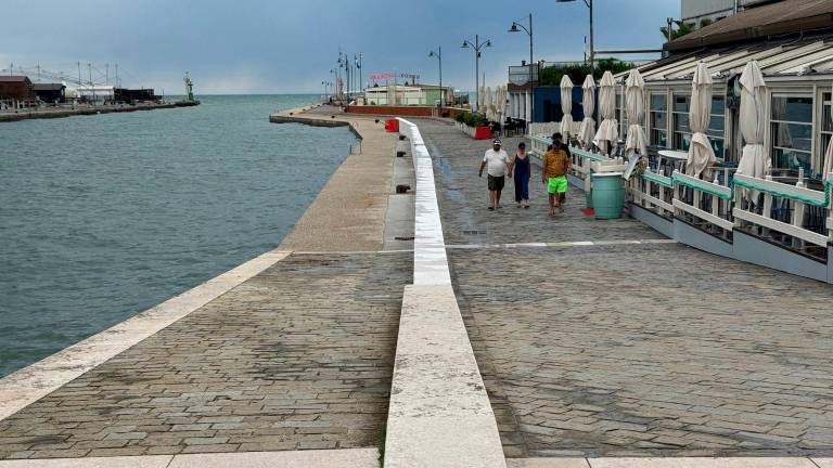 Cesenatico, Molo di Levante: i lavori ripartono a fine settembre Cesenatico, Molo di Levante: i lavori ripartono a fine settembre
