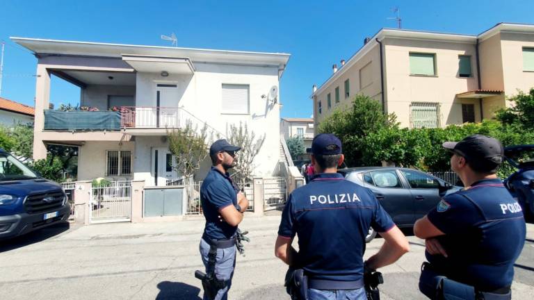 Femminicidio a Rimini, donna uccisa a Bellariva. Arrestato il compagno Femminicidio a Rimini, donna uccisa a Bellariva. Arrestato il compagno