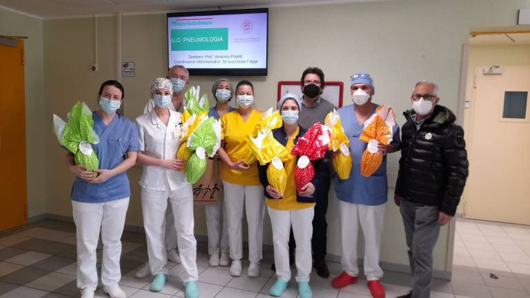 Forlì, le uova di Pasqua dell'Ail al reparto di Pneumologia Forlì, le uova di Pasqua dell'Ail al reparto di Pneumologia