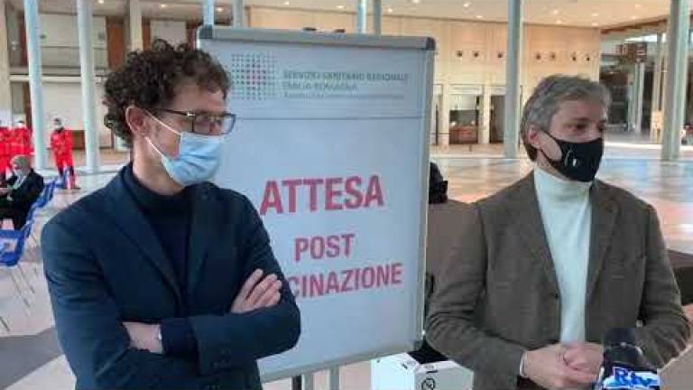 Gnassi: mi vaccinerò quando sarà il mio turno, ora la prima linea Gnassi: mi vaccinerò quando sarà il mio turno, ora la prima linea