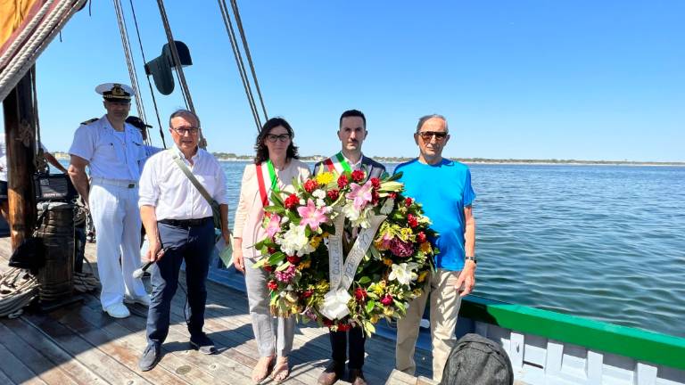 Cesenatico, commemorate le 17 vittime del naufragio della Consolata Cesenatico, commemorate le 17 vittime del naufragio della Consolata