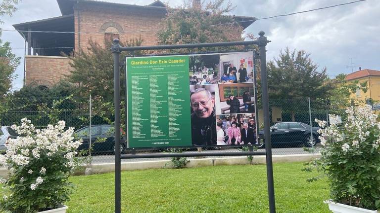 Cesena, la Fondazione del Sacro cuore ha reso omaggio a don Ezio Casadei Cesena, la Fondazione del Sacro cuore ha reso omaggio a don Ezio Casadei