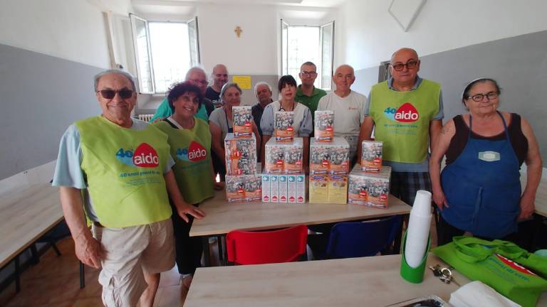 Forlì, l'Aido dona riso alle zone alluvionate Forlì, l'Aido dona riso alle zone alluvionate