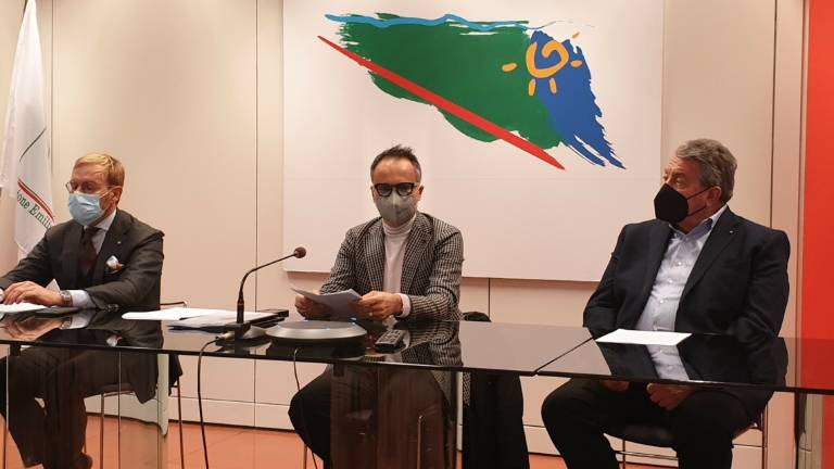 Ravenna, 3.200 turisti in 28 giorni: il treno di Dante torna anche nel 2022 Ravenna, 3.200 turisti in 28 giorni: il treno di Dante torna anche nel 2022
