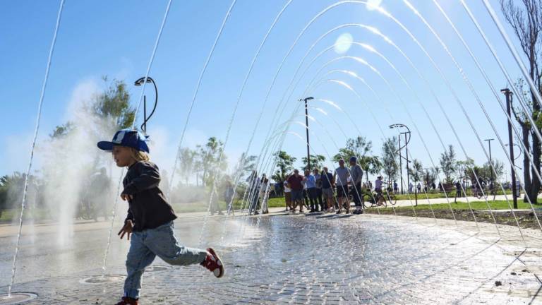 Rimini, ecco la nuova fontana al Parco del Mare Rimini, ecco la nuova fontana al Parco del Mare