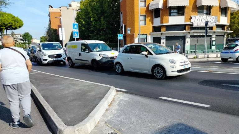 Rimini, traffico in tilt: un'altra mattinata da incubo in centro VIDEO Rimini, traffico in tilt: un'altra mattinata da incubo in centro VIDEO