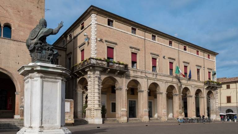 Coronavirus, il 31 marzo finisce lo stato d'emergenza. Cosa cambia per gli uffici pubblici Coronavirus, il 31 marzo finisce lo stato d'emergenza. Cosa cambia per gli uffici pubblici