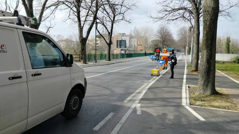 Riccione, chiuso al traffico il ponte di viale Vittorio Emanuele II Riccione, chiuso al traffico il ponte di viale Vittorio Emanuele II