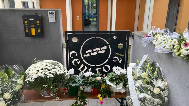 Riccione, il Centro 21: I nostri angeli ci guidano dal paradiso Riccione, il Centro 21: I nostri angeli ci guidano dal paradiso