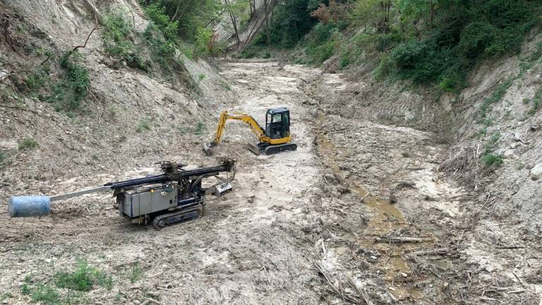 Linaro, messa in sicurezza delle frane: partiti i primi rilievi Linaro, messa in sicurezza delle frane: partiti i primi rilievi