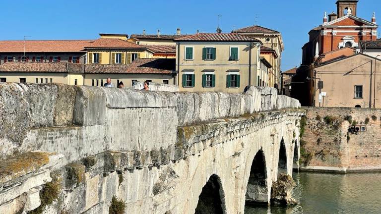 Rimini, il ponte di Tiberio avrà una nuova illuminazione Rimini, il ponte di Tiberio avrà una nuova illuminazione
