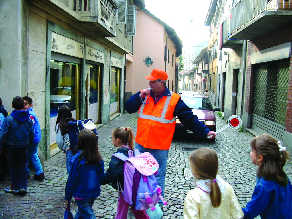 Forlì, il Comune cerca nuovi nonni vigile Forlì, il Comune cerca nuovi nonni vigile