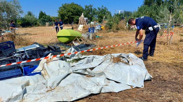 Misano, nel terreno aveva una discarica: scatta il sequestro Misano, nel terreno aveva una discarica: scatta il sequestro