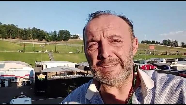 MotoGp, Bagnaia conquista i 77mila spettatori del Mugello, anche se nelle scenette è rivedibile VIDEO MotoGp, Bagnaia conquista i 77mila spettatori del Mugello, anche se nelle scenette è rivedibile VIDEO