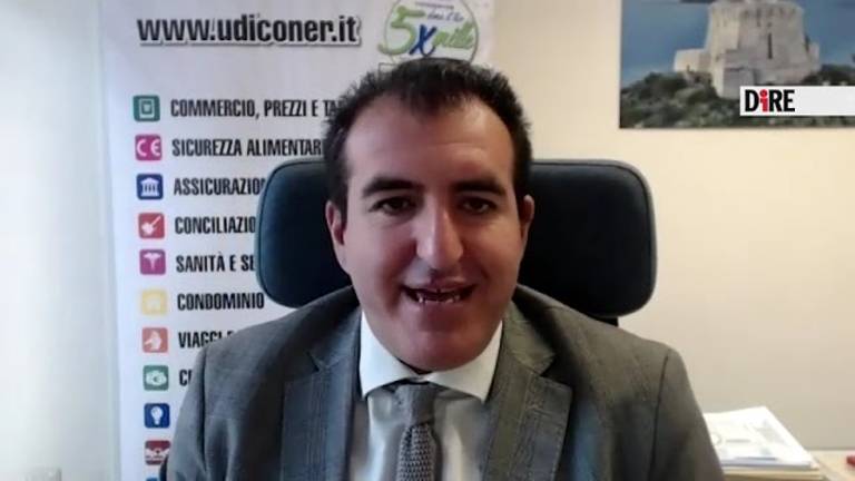 Caro bollette, mascherine e tamponi: Una spesa da 2mila euro in più a famiglia VIDEO Caro bollette, mascherine e tamponi: Una spesa da 2mila euro in più a famiglia VIDEO