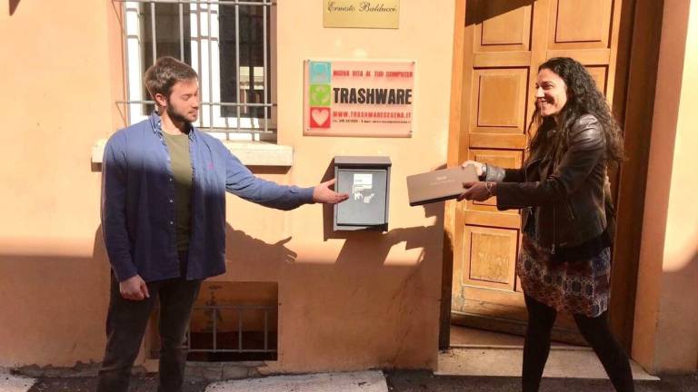 Nuova vita ai computer, a Cesena accordo per progetto Trashware Nuova vita ai computer, a Cesena accordo per progetto Trashware