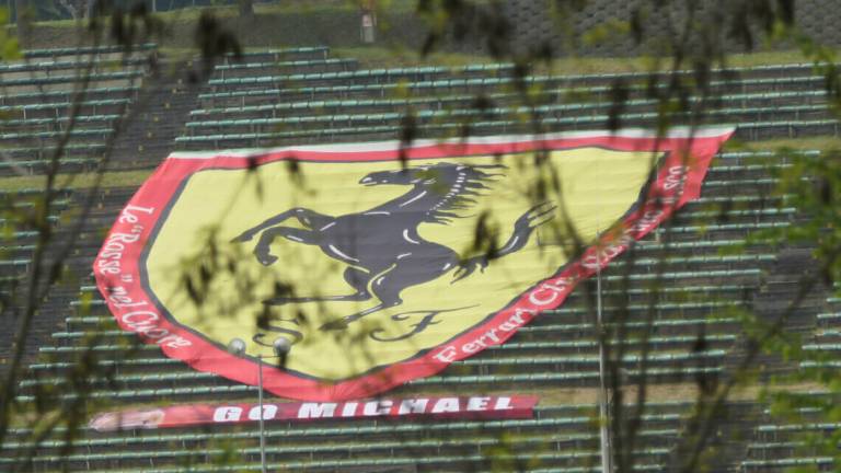F1, il rombo dei motori e silenzio sugli spalti a Imola - GALLERY F1, il rombo dei motori e silenzio sugli spalti a Imola - GALLERY