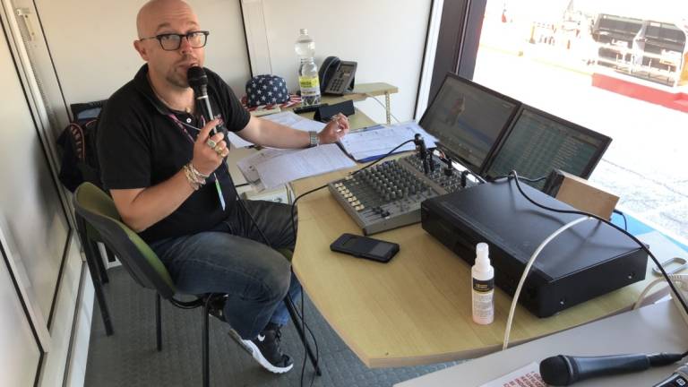 MotoGp a Misano, lo storico speaker del circuito: Faccio il mestiere più bello del mondo MotoGp a Misano, lo storico speaker del circuito: Faccio il mestiere più bello del mondo