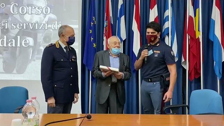 Al 100° corso del Caps ospite uno dei primi agenti formati a Cesena Al 100° corso del Caps ospite uno dei primi agenti formati a Cesena