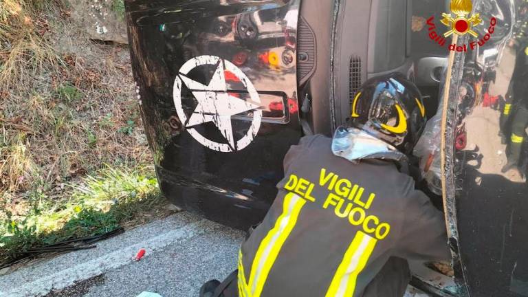 Santa Sofia, si ribalta con la Jeep a Corniolo Santa Sofia, si ribalta con la Jeep a Corniolo