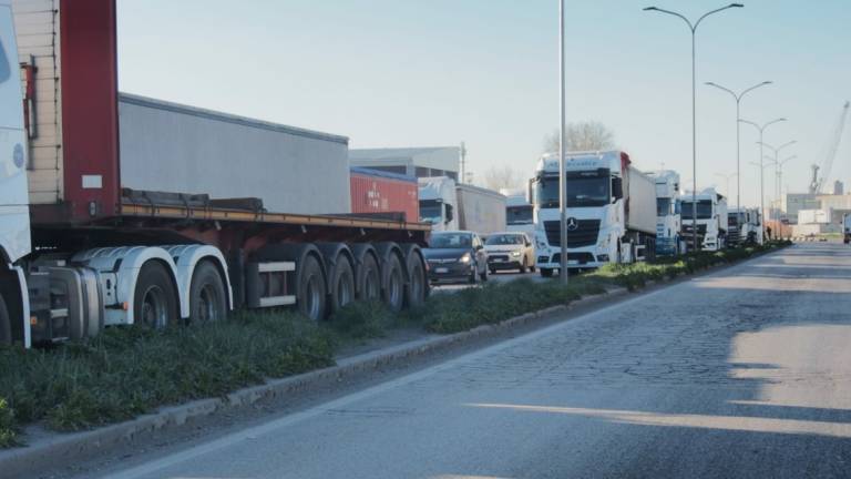 Forlì. Revisione camion presso officine private, indagine Cna: centri autorizzati preoccupati Forlì. Revisione camion presso officine private, indagine Cna: centri autorizzati preoccupati