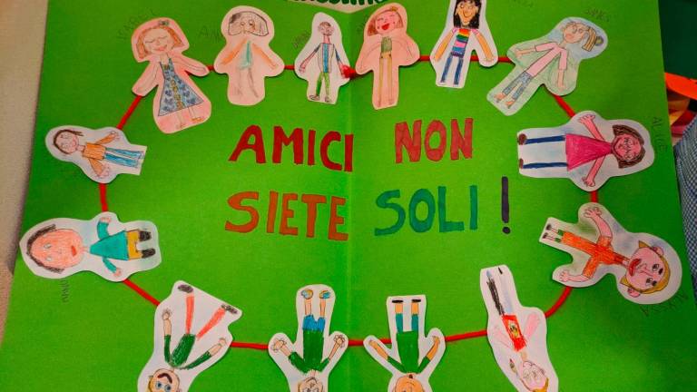 Gatteo, “i soldi del nostro mercatino sono per voi”: i bambini della primaria di Domagnano aiutano la scuola dell’infanzia “Stella Moretti” Gatteo, “i soldi del nostro mercatino sono per voi”: i bambini della primaria di Domagnano aiutano la scuola dell’infanzia “Stella Moretti”
