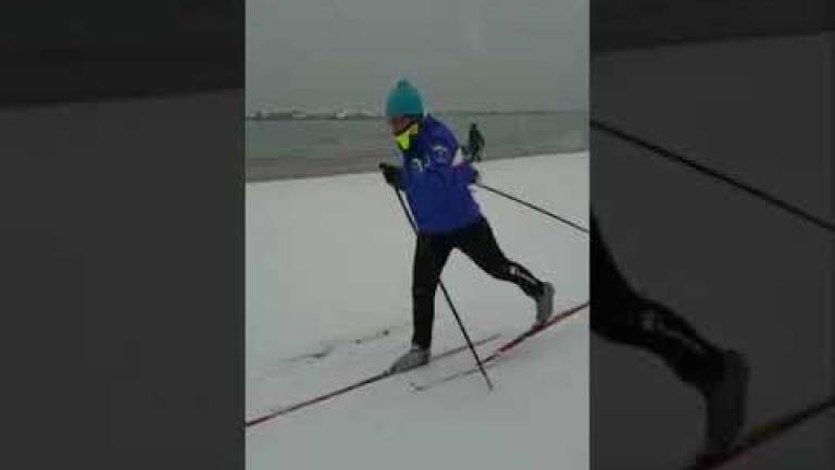 Bellaria, che emozione sciare in spiaggia fino al porto VIDEO Bellaria, che emozione sciare in spiaggia fino al porto VIDEO